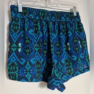Express Bandana Printed Shorts, Size S